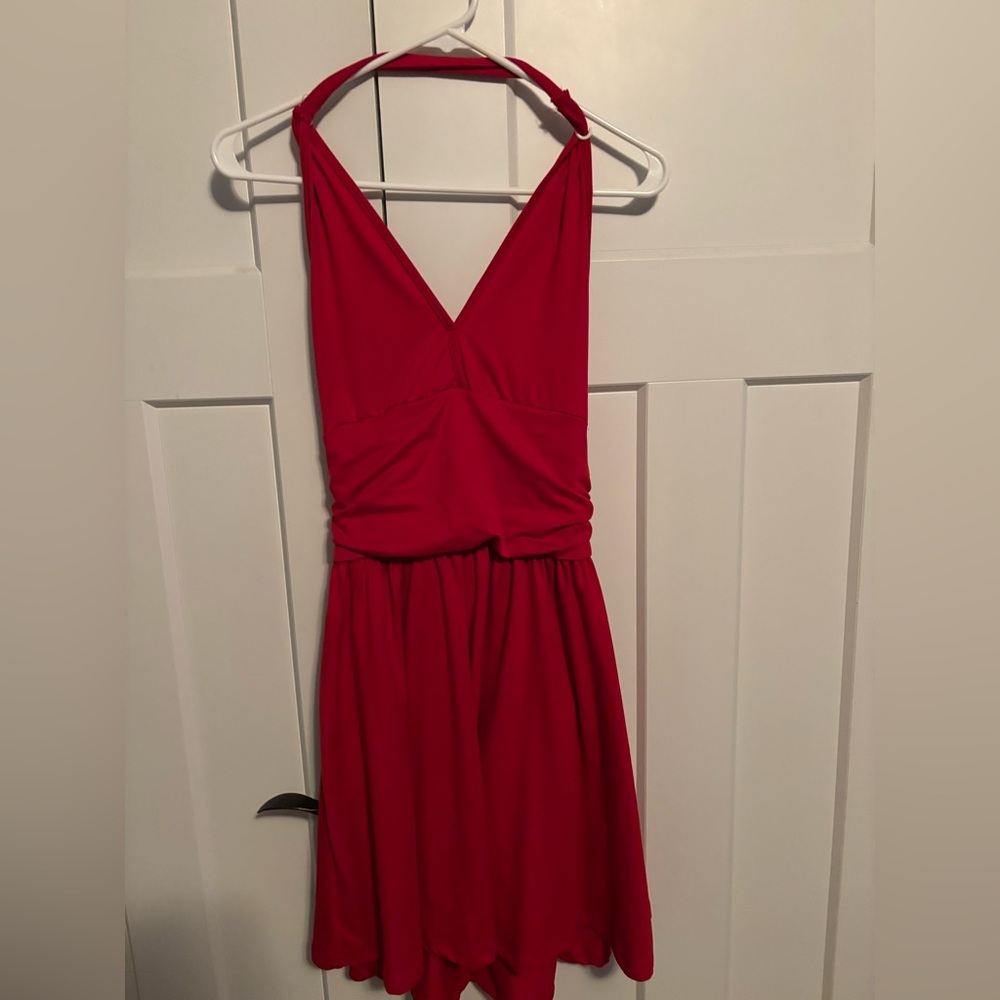 Elegant Red Sleeveless Dress